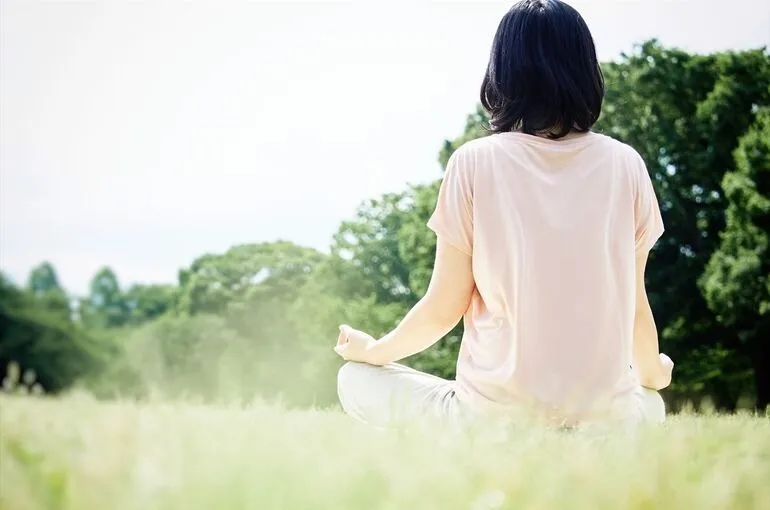 瞑想のすすめPart1!片鼻呼吸（ナディショーダナ）鶴瀬でヨガ・アロマ・ストレッチ整体