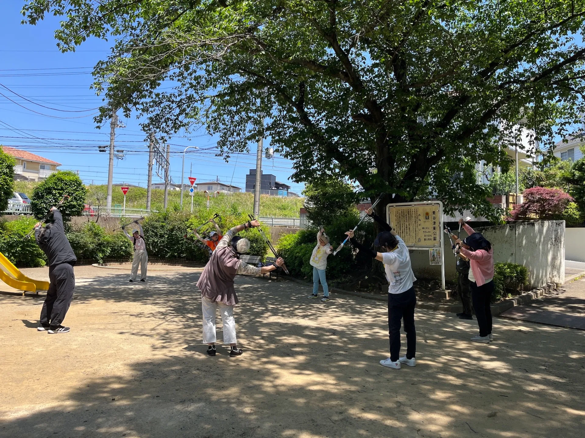 整体とウォーキングやヨガを組み合わせて富士見市近隣住民の健康の土台作り